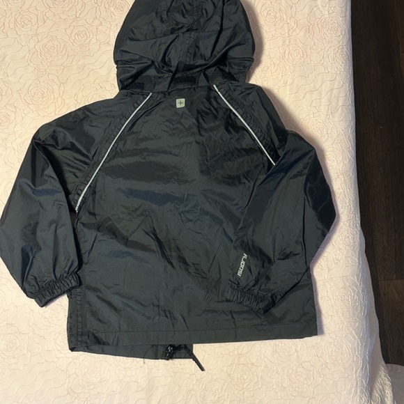 Blue rain jacket - Picture 2 of 3